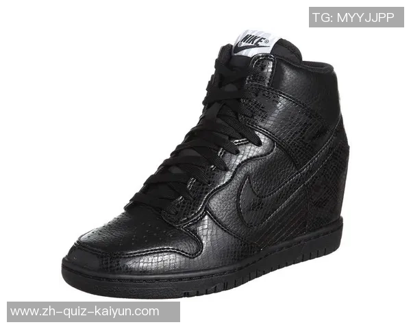 耐克足球板鞋助力运动激情展现个性风采的完美选择